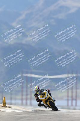 media/Jan-15-2026-Racers Edge (Thu) [[dfebeb70ab]]/2-A Group/Session 2 (Turns 9 and 8)/